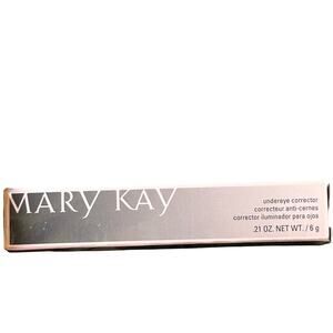 NIB Mary Kay Under Eye Corrector Retired 092185
